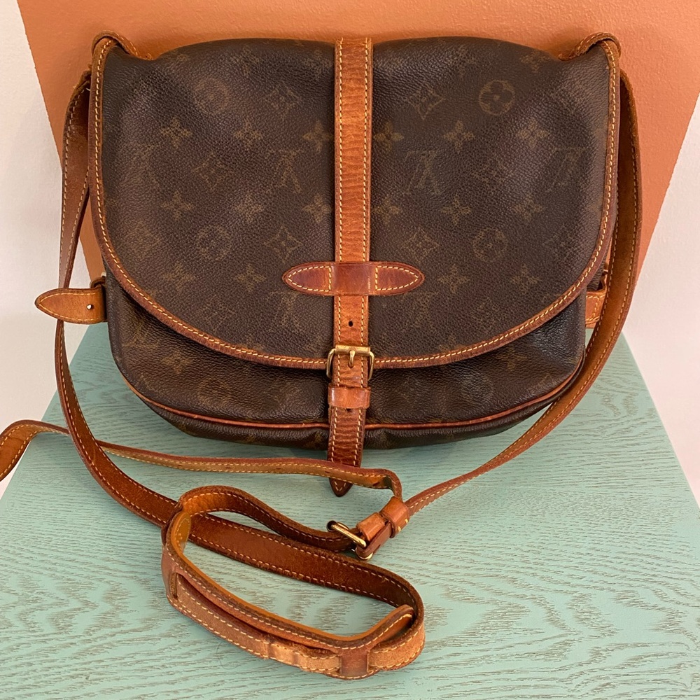 Louis Vuitton Saumur 30